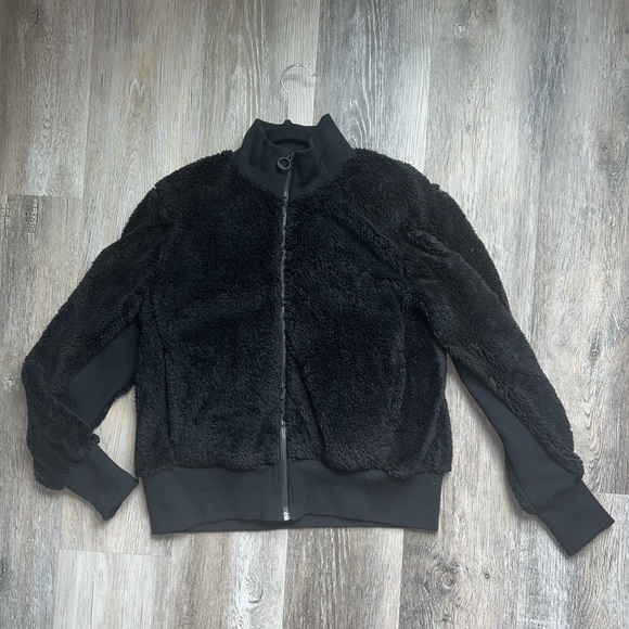 Lole fuzzy bomber style jacket - Picture 8 of 14